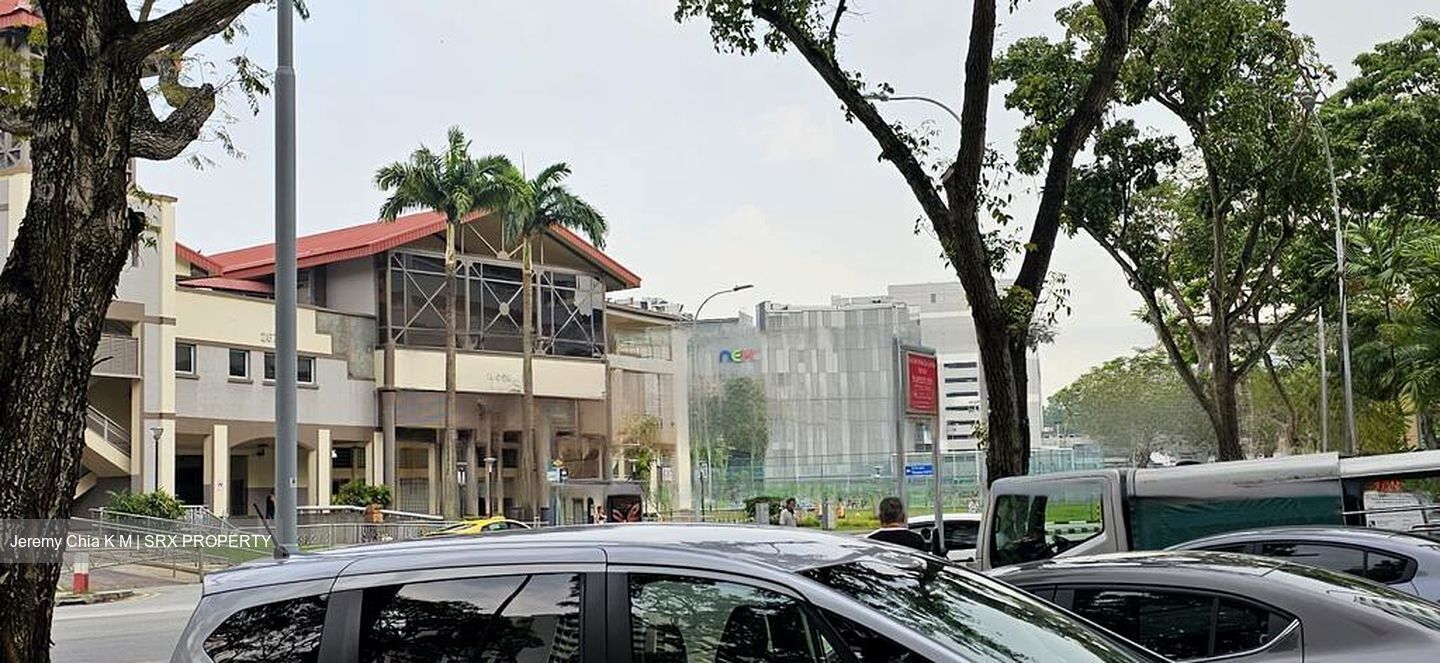 237 SERANGOON AVENUE 3 (D19), Shop House #575426741